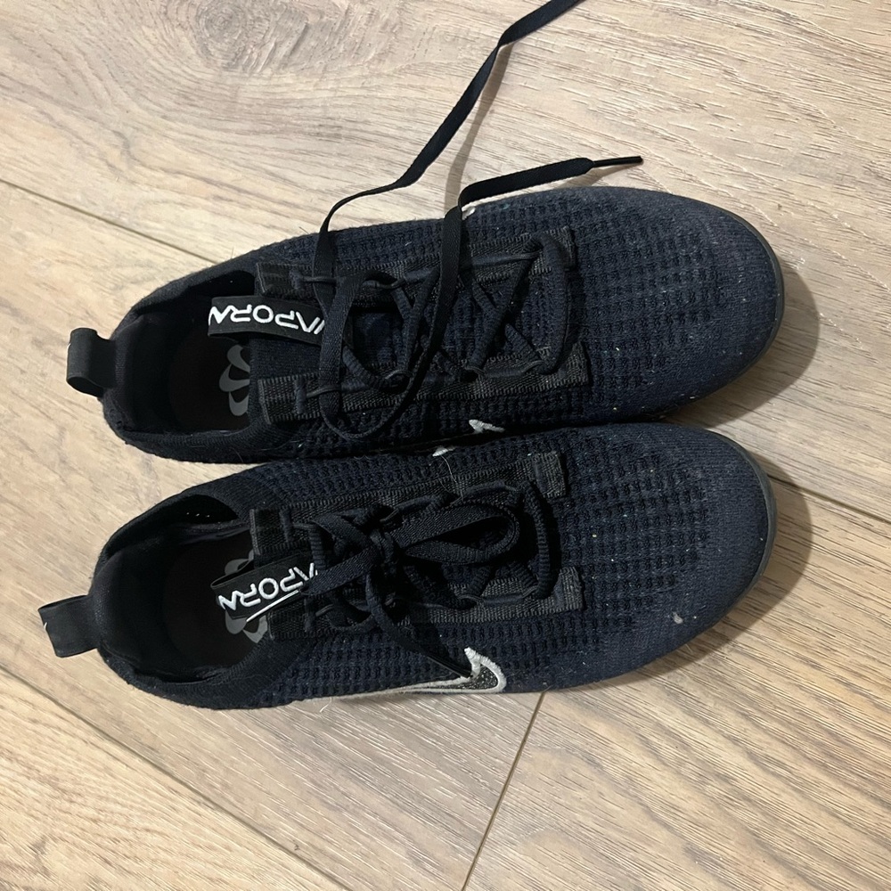 Black Nike Vapormax Flyknit Shoes